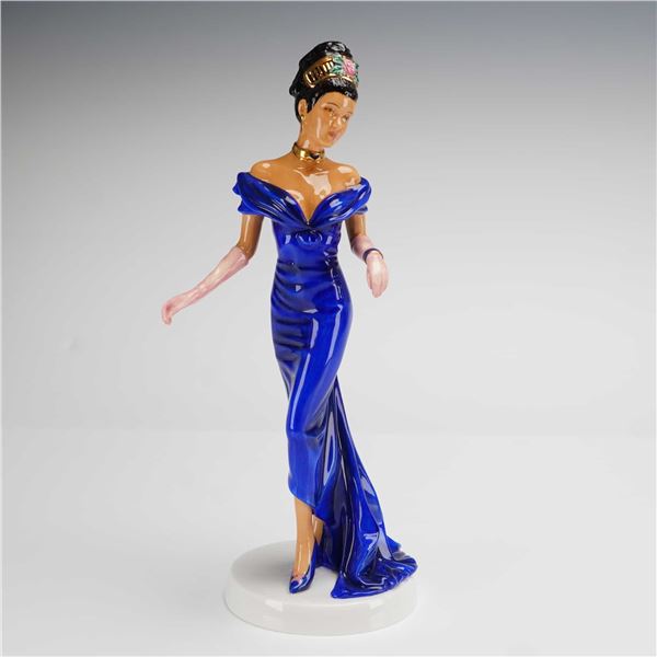 Royal Doulton Naomi HN4995 Pretty Ladies Collection Figurine