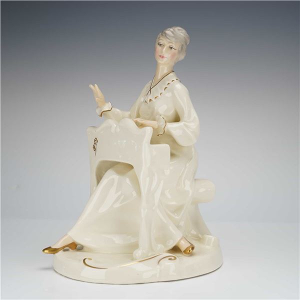 Royal Doulton Enchantment Collection Musicale HN2756 Figurine