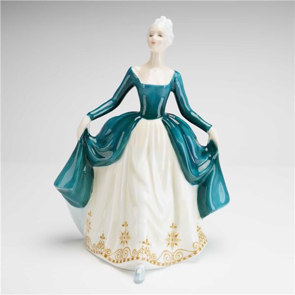 Royal Doulton Figurine Regal Lady HN 2709