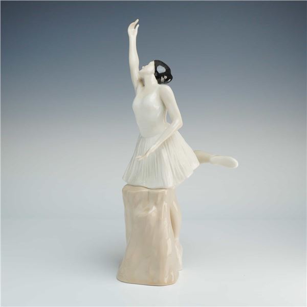 Royal Doulton Figurine, Ballerina HN3197