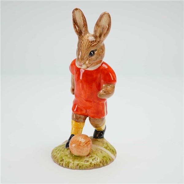 Royal Doulton Bunnykins Figurine Footballer DB119