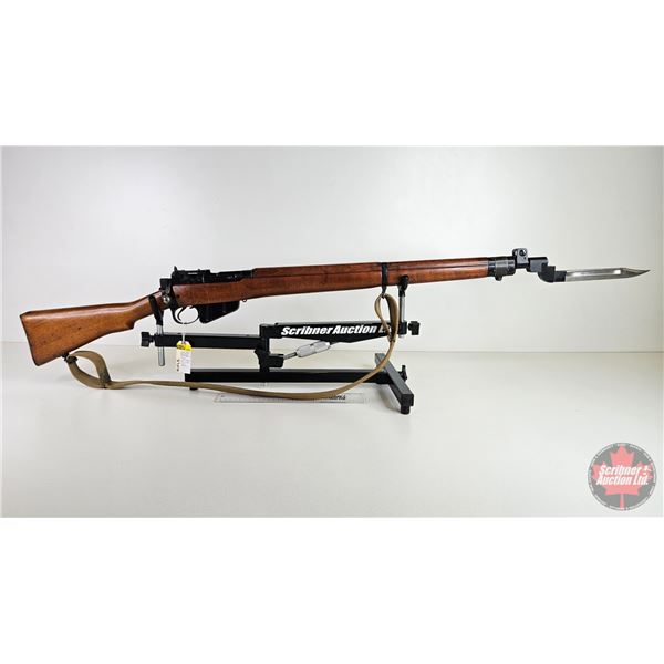 RIFLE: Lee Enfield / Savage No. 4 MK1 : 303 British : Bolt Action : "US Property" : c/w Bayonette & 