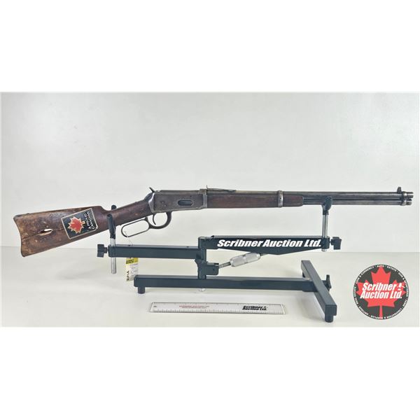 RIFLE : Winchester 30 WCF : Model 1894 : Lever Action (BBL 20") (S/N#687389) (Note: Stock cracked)