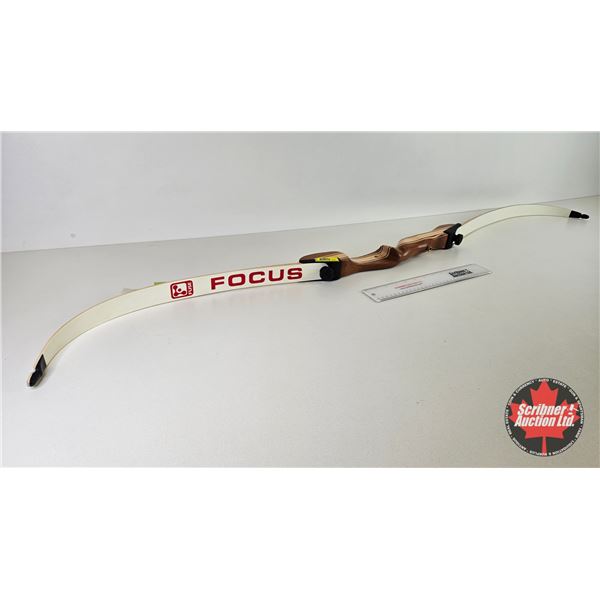 Recurve Bow : Focus : 62" (28 lb) (Right Hand)