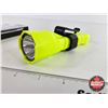 Image 5 : LED Flashlights (2) (Unused) - Pelican 3315 - Pelican 1920