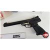 Image 6 : Crosman Model 1600 Powermaster Automatic CO2 B.B. Pistol (2) ( 177 cal) c/w CO2 Cartridges (5)
