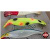 Image 6 : Vintage Fishing Lures (6) :  - Homer Le Blain Swim Wizz (3) - Large Jitterbugs (3)