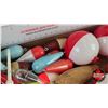 Image 4 : Assortment of Fishing Bobbers (32)