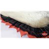Image 2 : Seal Rug : 30" x 32" : Padded Backing