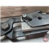 Image 4 : LEE Bullet Moulds (2) : 54cal (415gr & 300gr)