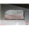 Image 2 : 1 Pound Lead Bars (60 Count TOTAL) c/w Metal Ammo Box (Ammo Box Measures : 7"H x 11"W x 4"D)