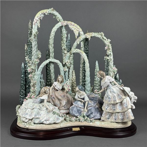 Lladro Porcelain Figurine, Garden Party 1001578