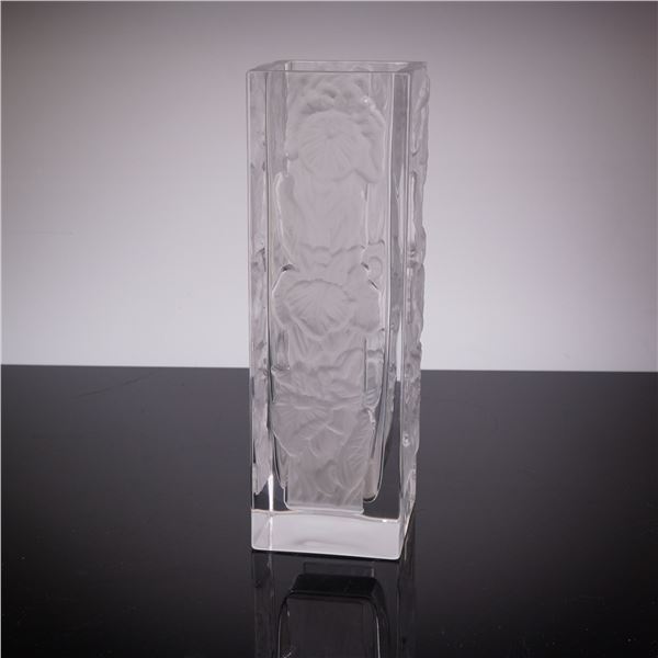 Hoya Crystal Frosted Iris Rectangular Vase, Elysian Pattern