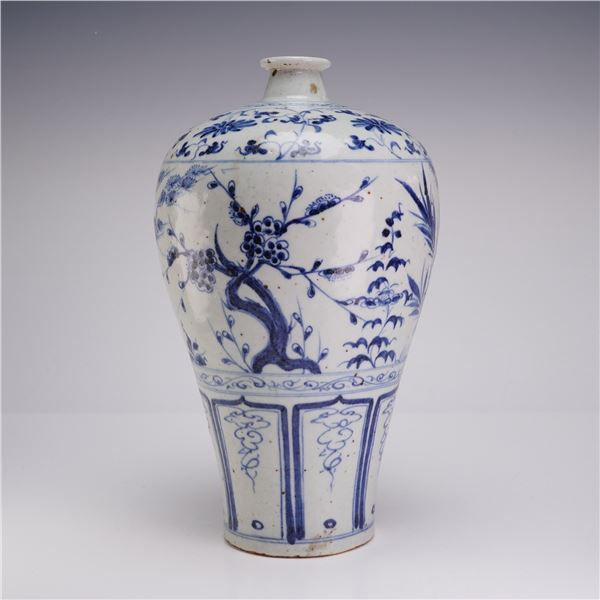Chinese Blue and White Porcelain Meiping Vase