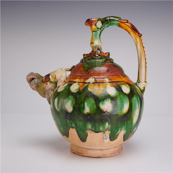 Chinese Tang Dynasty Style Sancai Tri-Color Glaze Beast-Headed Earthenware Ewer