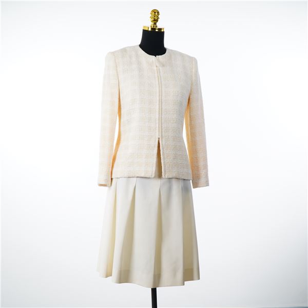 2pc Cream Boucle Jacket and Pleated Skirt Suit