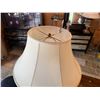 Image 5 : Table Lamp w/ Elephant Motif Vase & Off-White Shade (stained) 32"H
