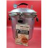 Image 1 : VTG Molded Aluminum Pressure Cooker