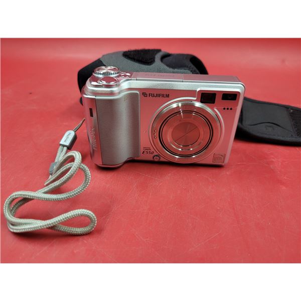 Fujifilm E550 Digital Camera