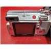 Image 3 : Fujifilm E550 Digital Camera