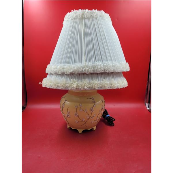 VTG Floral Table Lamp & 2 Ruffled Shades