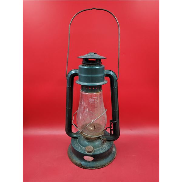VTG Dietz Lantern