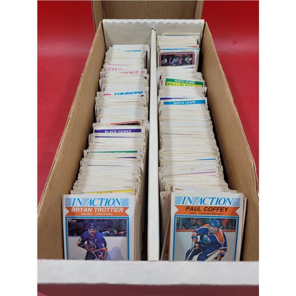 Lot of Assorted VTG Hockey Cards