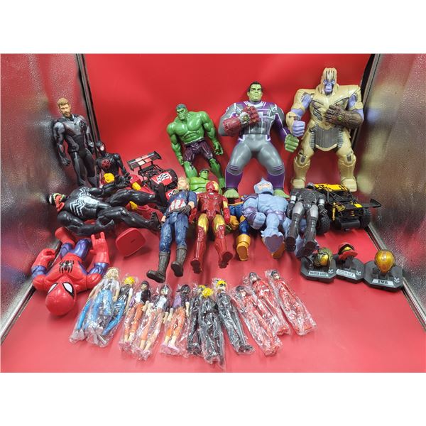 LG Lot of Action Figures