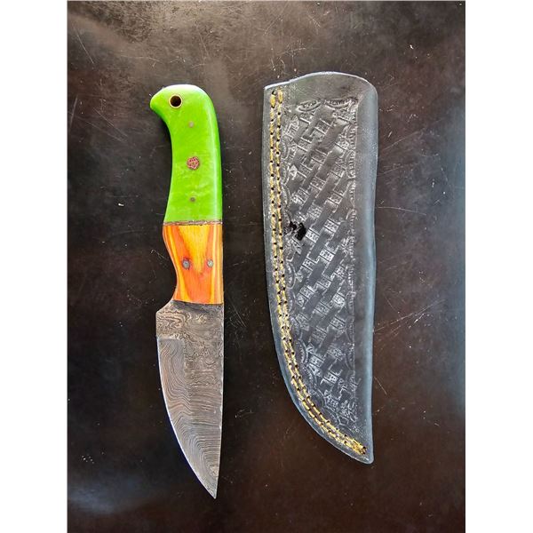 Hand Forged Damascus Steel Knife w/ Leather Sheath