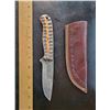 Image 1 : Hand Forged Damascus Steel Knife w/ Leather Sheath