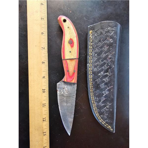 Hand Forged Damascus Steel Knife w/ Leather Sheath