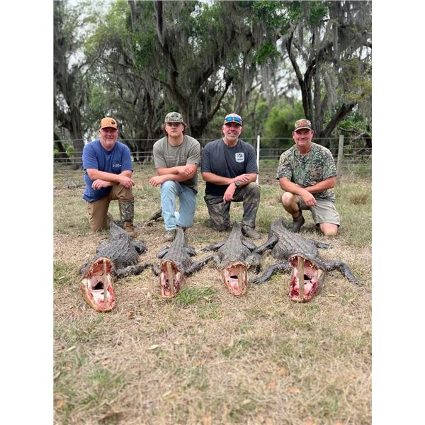 Alligator Hog hunt for 2 hunters 2 days Sebring Florida