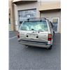 Image 3 : 1998 NISSAN PATHFINDER 4 DOOR 4WD RUNS WELL, AC WORKS, MAY NEED NEW BATTERY