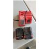 Image 3 : 2 MILWAUKEE 18V BATTERIES, CHARGER AND BAG