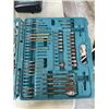 Image 4 : MKIAT IMPACT AND DRILL SET WITH ONE BATTERY AND CHARGER, AND PARTIAL MAKITA BIT SET