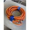 Image 5 : BUNDLE OF CABLE AND 3 HOSES