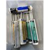 Image 3 : TOTE OF ASSORTED SEALANTS