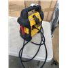 Image 2 : DEWALT BOOSTER PACK- WORKING