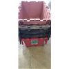 Image 3 : 5 STACKING TOTES WITH BUILT IN LIDS