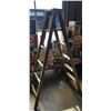 Image 3 : 6FT WOODEN A-FRAME LADDER