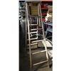 Image 4 : 6FT WOODEN A-FRAME LADDER