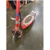 Image 6 : 2 ELECTRIC RAZER SCOOTERS - NEED BATTERIES