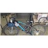 Image 1 : GREY/ BLUE NORTHROCK BIKE