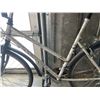 Image 3 : LIGHT GREY NORCO BIKE