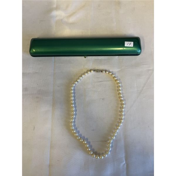 VINTAGE CULTURED PEARLS NECKLACE W/ ORIGINAL CLASP