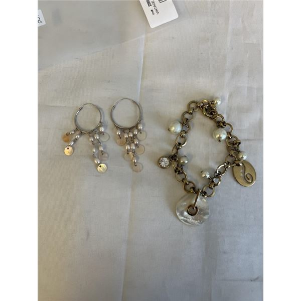 VINTAGE LINKS BRACELET W/ CHARMS AND PAIR OF STERLING SILVER W/ PEARLS DANGLE EARRINGS