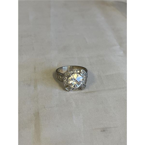 925 STERLING SILVER RING, SIZE 8 WEIGHT 9.5G