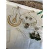 Image 3 : BAG OF BANGLES AND CASE OF INDIAN FASHION JEWELRY POSSIBLY GOLD PLATED