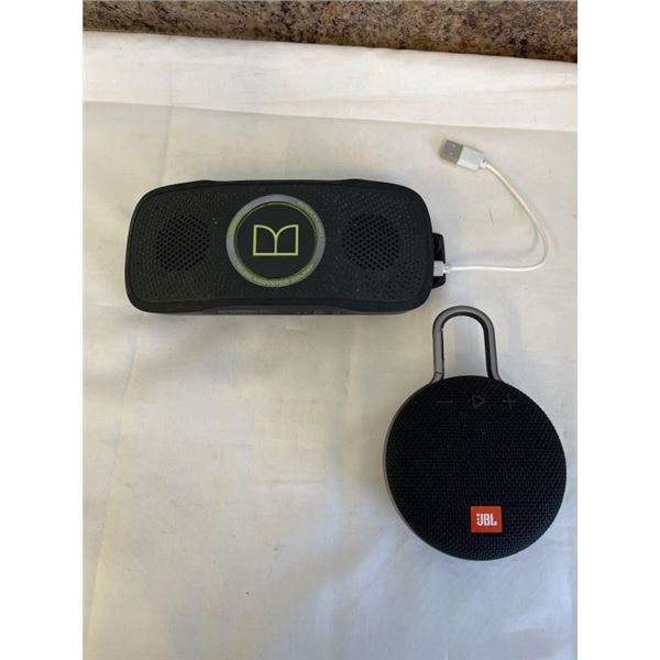 2 BLUETOOTH SPEAKERS, BOTH WORKING