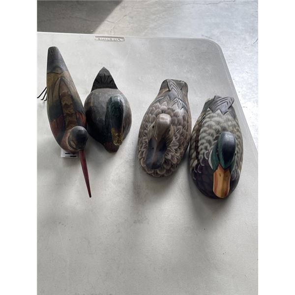 3 VINTAGE WOODEN DECOYS AND BIRD FIGURE